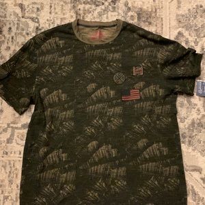3 for $10 - New “American Rag” Large T-Shirt